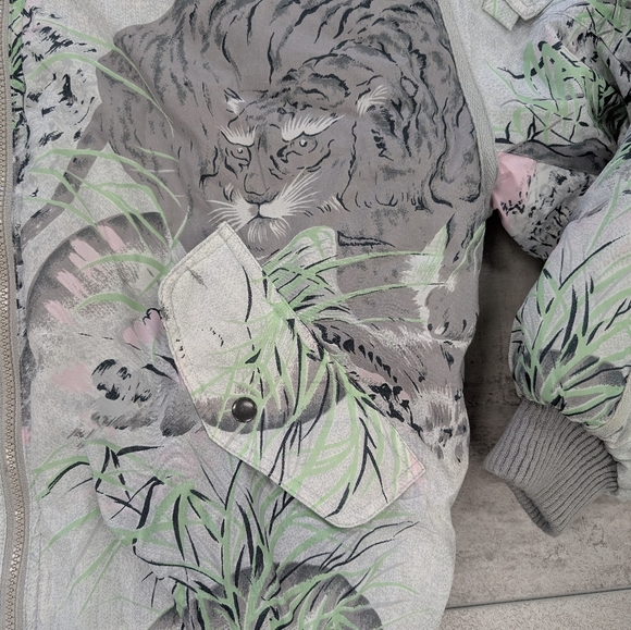 Vintage Women's Grey Tiger All over Print Winter Coat Size Large Y2K - Picture 2 of 14